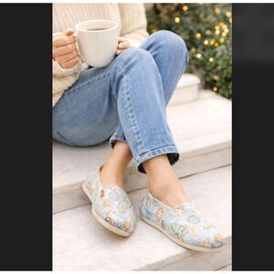 TOMS Sugar Cookie Alpargata Shoes 8.5 Blue Glitter Faux Fur Holiday Novelty Cozy